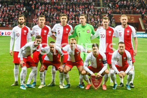  19.11.2019 WARSZAWA<br />
PILKA NOZNA - KWALIFIKACJE UEFA EURO 2020<br />
FOOTBALL UEFA EURO 2020 QUALIFIERS<br />
MECZ POLSKA (POLAND) - SLOWENIA (SLOVENIA)N/Z ZDJECIE GRUPOWE REPREZENTACJA POLSKI GRZEGORZ KRYCHOWIAK ARKADIUSZ RECA JAN BEDNAREK WOJCIECH SZCZESNY LUKASZ PISZCZEK KAMIL GLIK SEBASTIAN SZYMANSKI JACEK GORALSKI KAMIL GROSICKI ROBERT LEWANDOWSKI PIOTR ZIELINSKI<br />
 