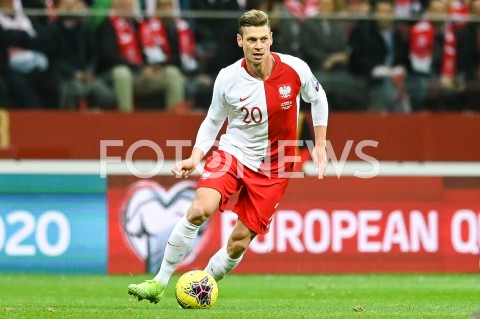  19.11.2019 WARSZAWA<br />
PILKA NOZNA - KWALIFIKACJE UEFA EURO 2020<br />
FOOTBALL UEFA EURO 2020 QUALIFIERS<br />
MECZ POLSKA (POLAND) - SLOWENIA (SLOVENIA<br />
N/Z LUKASZ PISZCZEK SYLWETKA<br />
 