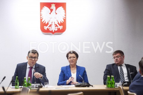 20.11.2019 WARSZAWA SEJM<br />
POSIEDZENIE KOMISJI SPRAWIEDLIWOSCI I PRAW CZLOWIEKA<br />
N/Z MAREK AST ANNA MILCZANOWSKA TOMASZ RZYMKOWSKI<br />
 