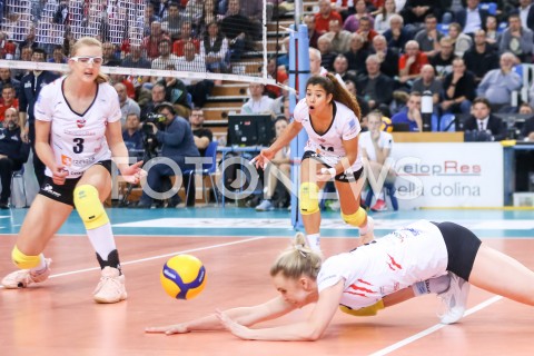  25.11.2019 RZESZOW <br />
SIATKOWKA <br />
LIGA SIATKOWKI KOBIET LSK 2019/2020 <br />
POLISH WOMEN VOLLEYBALL LEAGUE <br />
MECZ DEVELOPRES SKYRES RZESZOW - GRUPA AZOTY CHEMIK POLICE <br />
N/Z NATALIA VALENTIN ANDERSON KAMILA WITKOWSKA ALEXANDRA ALI FRANTTI <br />
 