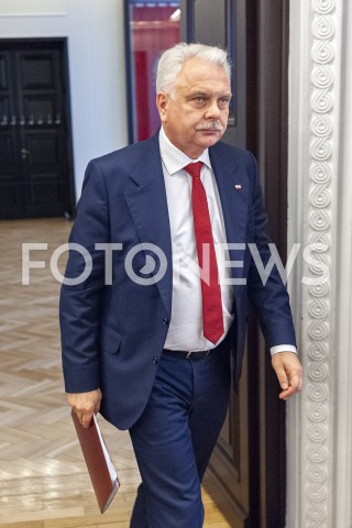  26.11.2019 WARSZAWA<br />
POSIEDZENIE RADY MINISTROW<br />
N/Z WALDEMAR KRASKA<br />
 