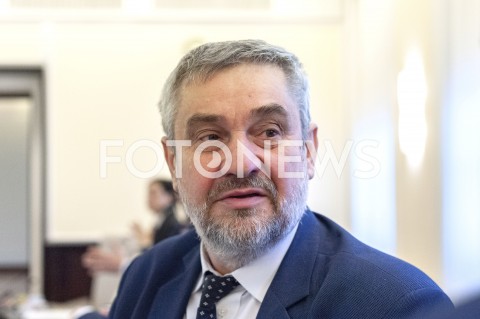  26.11.2019 WARSZAWA<br />
POSIEDZENIE RADY MINISTROW<br />
N/Z JAN KRZYSZTOF ARDANOWSKI<br />
 