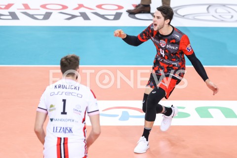  27.11.2019 RZESZOW <br />
SIATKOWKA MEZCZYZN <br />
PLUSLIGA SEZON 2019/2020 <br />
PLUS LIGA POLISH MEN VOLLEYBALL LEAGUE <br />
MECZ ASSECO RESOVIA - ZAKSA KEDZIERZYN KOZLE <br />
N/Z LUKE PERRY RADOSC EMOCJE SYLWETKA <br />
 