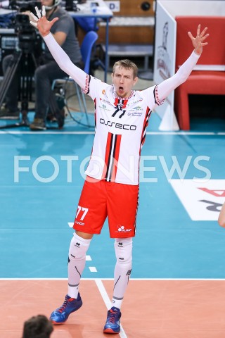  27.11.2019 RZESZOW <br />
SIATKOWKA MEZCZYZN <br />
PLUSLIGA SEZON 2019/2020 <br />
PLUS LIGA POLISH MEN VOLLEYBALL LEAGUE <br />
MECZ ASSECO RESOVIA - ZAKSA KEDZIERZYN KOZLE <br />
N/Z DAMIAN SCHULZ SYLWETKA RADOSC EMOCJE <br />
 