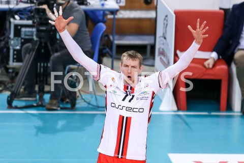  27.11.2019 RZESZOW <br />
SIATKOWKA MEZCZYZN <br />
PLUSLIGA SEZON 2019/2020 <br />
PLUS LIGA POLISH MEN VOLLEYBALL LEAGUE <br />
MECZ ASSECO RESOVIA - ZAKSA KEDZIERZYN KOZLE <br />
N/Z DAMIAN SCHULZ RADOSC EMOCJE SYLWETKA <br />
 