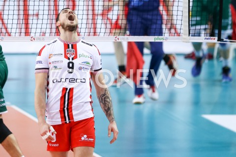  15.12.2019 RZESZOW <br />
SIATKOWKA MEZCZYZN <br />
PLUSLIGA SEZON 2019/2020 <br />
PLUS LIGA POLISH MEN VOLLEYBALL LEAGUE <br />
MECZ ASSECO RESOVIA - ALURON VIRTU CMC ZAWIERCIE <br />
N/Z ZBIGNIEW BARTMAN ZLOSC EMOCJE <br />
 