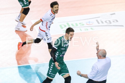  15.12.2019 RZESZOW <br />
SIATKOWKA MEZCZYZN <br />
PLUSLIGA SEZON 2019/2020 <br />
PLUS LIGA POLISH MEN VOLLEYBALL LEAGUE <br />
MECZ ASSECO RESOVIA - ALURON VIRTU CMC ZAWIERCIE <br />
N/Z MARK LEBEDEW ? I TRENER ( HEAD COACH ) MARCIN WALINSKI TAICHIRO KOGA <br />
 