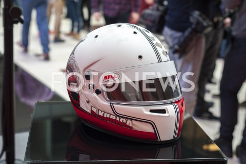  24.02.2020 WARSZAWA<br />
KONFERENCJA PKN ORLEN I ALFA ROMEO RACING TEAM<br />
N/Z KASK MOTOCYKLOWY HELM KUBICA<br />
 