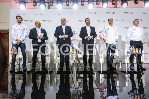  24.02.2020 WARSZAWA<br />
KONFERENCJA PKN ORLEN I ALFA ROMEO RACING TEAM<br />
N/Z ANTONIO GIOVINAZZI FREDERIC VASSEUR JACEK SASIN DANIEL OBAJTEK ROBERT KUBICA KIMI RAIKKONEN<br />
 