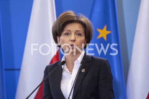  11.03.2020 WARSZAWA KPRM<br />
KONFERENCJA W KPRM NA TEMAT ZAMKNIECIA SZKOL<br />
N/Z MARLENA MALAG<br />
 