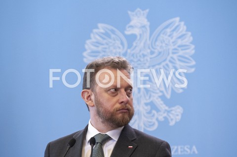  11.03.2020 WARSZAWA KPRM<br />
KONFERENCJA W KPRM NA TEMAT ZAMKNIECIA SZKOL<br />
N/Z LUKASZ SZUMOWSKI<br />
 