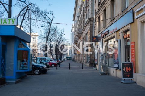  17.03.2020 WARSZAWA<br />
OPUSTOSZALE MIEJSCA W WARSZAWIE W TRAKCIE PANDEMII KORONAWIRUSA <br />
N/Z PUSTE ULICE WARSZAWY<br />
 