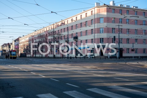  17.03.2020 WARSZAWA<br />
OPUSTOSZALE MIEJSCA W WARSZAWIE W TRAKCIE PANDEMII KORONAWIRUSA <br />
N/Z PUSTE ULICE WARSZAWY<br />
 