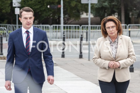  20.03.2020 WARSZAWA<br />
KONFERENCJA MALGORZATY KIDAWY BLONSKIEJ<br />
N/Z MALGORZATA KIDAWA BLONSKA ADAM SZLAPKA<br />
 