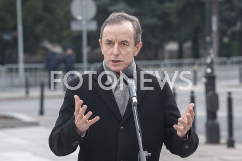  31.03.2020 WARSZAWA<br />
KONFERENCJA TOMASZA GRODZKIEGO I BORYSA BUDKI<br />
N/Z TOMASZ GRODZKI<br />
 