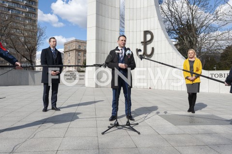  31.03.2020 WARSZAWA<br />
KONFERENCJA KOALICJI POLSKIEJ<br />
N/Z DARIUSZ KLIMCZAK AGNIESZKA SCIGAJ WLADYSLAW KOSINIAK KAMYSZ<br />
 