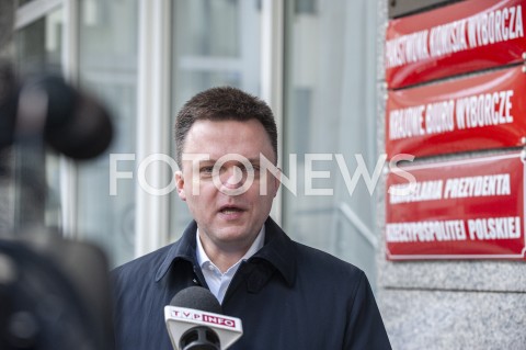  31.03.2020 WARSZAWA<br />
KONFERENCJA SZYMONA HOLOWNI W WARSZAWIE<br />
N/Z SZYMON HOLOWNIA PKW PANSTWOWA KOMISJA WYBORCZA KRAJOWE BIURO WYBORCZE KANCELARIA PREZYDENTA<br />
 