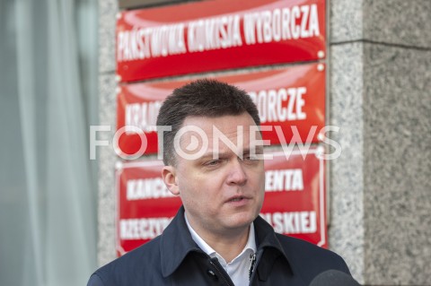  31.03.2020 WARSZAWA<br />
KONFERENCJA SZYMONA HOLOWNI W WARSZAWIE<br />
N/Z SZYMON HOLOWNIA PKW PANSTWOWA KOMISJA WYBORCZA KRAJOWE BIURO WYBORCZE KANCELARIA PREZYDENTA<br />
 