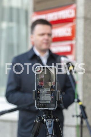  31.03.2020 WARSZAWA<br />
KONFERENCJA SZYMONA HOLOWNI W WARSZAWIE<br />
N/Z SZYMON HOLOWNIA<br />
 