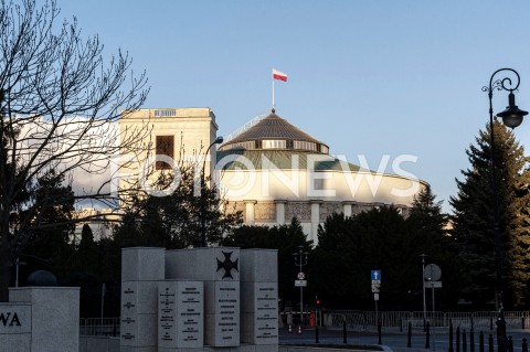  31.03.2020 WARSZAWA<br />
KONFERENCJA LEWICY<br />
N/Z BUDYNEK SEJMU O ZACHODZIE SLONCA SEJM WIDOK VIEW<br />
 