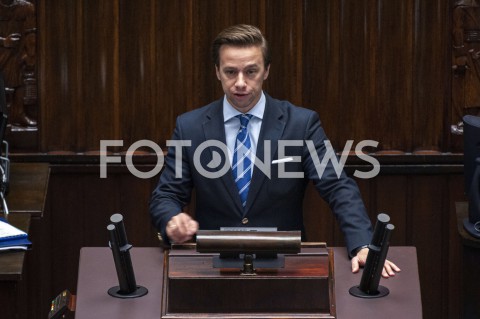  06.04.2020 WARSZAWA SEJM<br />
POSIEDZENIE SEJMU<br />
TEMATEM POSIEDZENIA M.IN. GLOSOWANIE KORESPONDENCYJNE W WYBORACH PREZYDENCKICH<br />
N/Z KRZYSZTOF BOSAK<br />
 