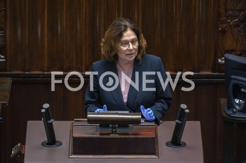  06.04.2020 WARSZAWA SEJM<br />
POSIEDZENIE SEJMU<br />
TEMATEM POSIEDZENIA M.IN. GLOSOWANIE KORESPONDENCYJNE W WYBORACH PREZYDENCKICH<br />
N/Z MALGORZATA KIDAWA BLONSKA<br />
 