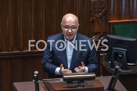  06.04.2020 WARSZAWA SEJM<br />
POSIEDZENIE SEJMU<br />
TEMATEM POSIEDZENIA M.IN. GLOSOWANIE KORESPONDENCYJNE W WYBORACH PREZYDENCKICH<br />
N/Z ROBERT KROPIWNICKI<br />
 