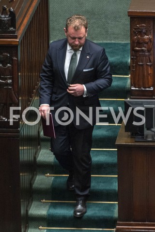  06.04.2020 WARSZAWA SEJM<br />
POSIEDZENIE SEJMU<br />
TEMATEM POSIEDZENIA M.IN. GLOSOWANIE KORESPONDENCYJNE W WYBORACH PREZYDENCKICH<br />
N/Z LUKASZ SZUMOWSKI<br />
 