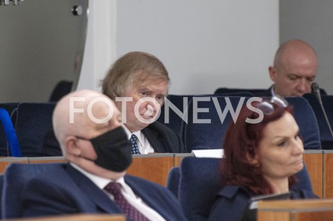  21.05.2020 WARSZAWA SENAT<br />
DZIEN W SENACIE<br />
N/Z RYSZARD PIOTROWSKI SYLWESTER MARCINIAK MAGDALENA PIETRZAK<br />
 
