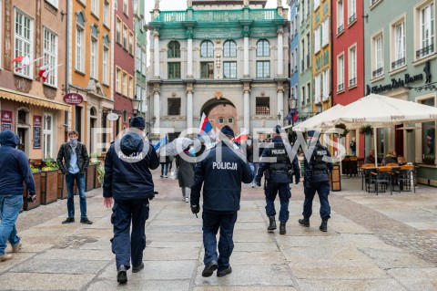  23.05.2020 GDANSK<br />
MANIFESTACJA KOMITETU OBRONY DEMOKRACJI W GDANSKU<br />
N/Z POLICJA POLICJANCI PRACUJACY PODCZAS MANIFESTACJI<br />
 