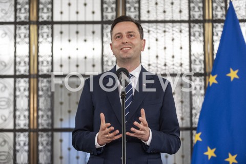  27.05.2020 WARSZAWA SEJM<br />
POSIEDZENIE SEJMU<br />
N/Z WLADYSLAW KOSINIAK KAMYSZ<br />
 