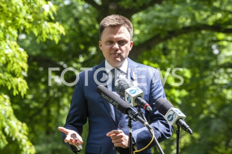  01.06.2020 WARSZAWA<br />
SPOTKANIE SZYMONA HOLOWNI Z DZIECMI<br />
N/Z SZYMON HOLOWNIA<br />
 