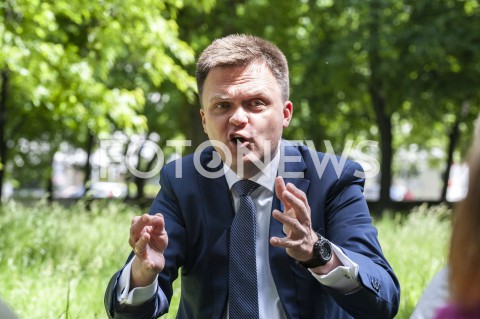  01.06.2020 WARSZAWA<br />
SPOTKANIE SZYMONA HOLOWNI Z DZIECMI<br />
N/Z SZYMON HOLOWNIA<br />
 