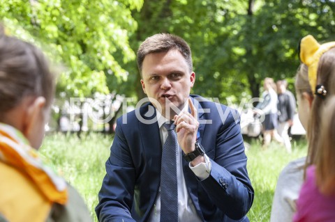  01.06.2020 WARSZAWA<br />
SPOTKANIE SZYMONA HOLOWNI Z DZIECMI<br />
N/Z SZYMON HOLOWNIA<br />
 