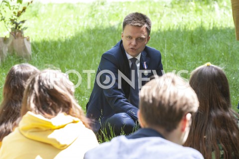  01.06.2020 WARSZAWA<br />
SPOTKANIE SZYMONA HOLOWNI Z DZIECMI<br />
N/Z SZYMON HOLOWNIA<br />
 