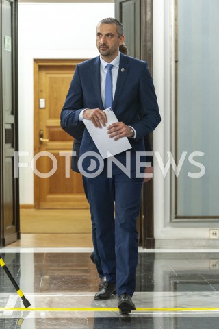  01.06.2020 WARSZAWA<br />
KONFERENCJA WICEMARSZALKA SENATU<br />
N/Z MAREK PEK<br />
 