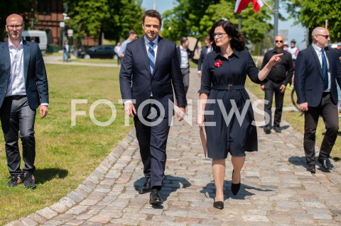  04.06.2020 - GDANSK<br />
WIZYTA RAFALA TRZASKOWSKIEGO W GDANSKU<br />
N/Z RAFAL TRZASKOWSKI ALEKSANDRA DULKIEWICZ<br />
 