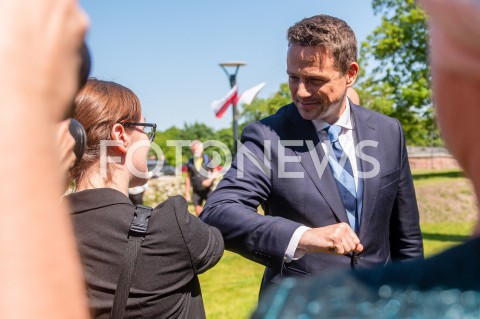  04.06.2020 - GDANSK<br />
WIZYTA RAFALA TRZASKOWSKIEGO W GDANSKU<br />
N/Z RAFAL TRZASKOWSKI<br />
 