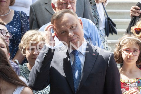  06.07.2020 WARSZAWA<br />
PODPISANIE PRZEZ PREZYDENTA RP ANDRZEJA DUDE PROJEKTU ZMIAN W KONSTYTUCJI<br />
N/Z PREZYDENT ANDRZEJ DUDA<br />
 