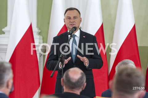  04.08.2020 WARSZAWA<br />
POSIEDZENIE NSZZ RI SOLIDARNOSC<br />
N/Z PREZYDENT ANDRZEJ DUDA<br />
 