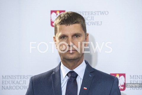  05.08.2020 WARSZAWA KEN<br />
KONFERENCJA W MINISTERSTWIE EDUKACJI NARODOWEJ NT. POWROTU UCZNIOW DO SZKOL OD 1 WRZESNIA<br />
N/Z DARIUSZ PIONTKOWSKI<br />
 