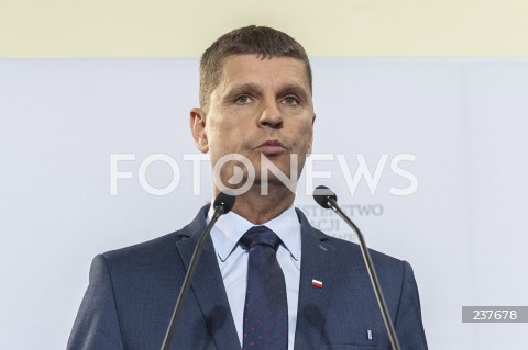  05.08.2020 WARSZAWA KEN<br />
KONFERENCJA W MINISTERSTWIE EDUKACJI NARODOWEJ NT. POWROTU UCZNIOW DO SZKOL OD 1 WRZESNIA<br />
N/Z DARIUSZ PIONTKOWSKI<br />
 