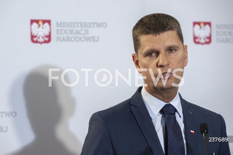  05.08.2020 WARSZAWA KEN<br />
KONFERENCJA W MINISTERSTWIE EDUKACJI NARODOWEJ NT. POWROTU UCZNIOW DO SZKOL OD 1 WRZESNIA<br />
N/Z DARIUSZ PIONTKOWSKI<br />
 