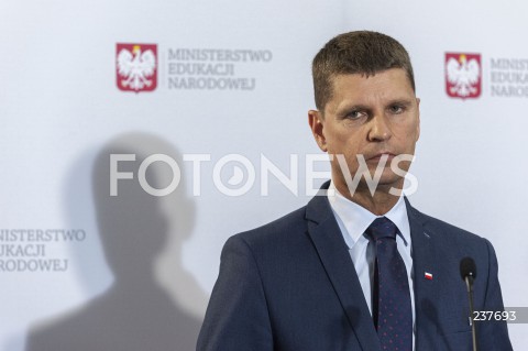  05.08.2020 WARSZAWA KEN<br />
KONFERENCJA W MINISTERSTWIE EDUKACJI NARODOWEJ NT. POWROTU UCZNIOW DO SZKOL OD 1 WRZESNIA<br />
N/Z DARIUSZ PIONTKOWSKI<br />
 