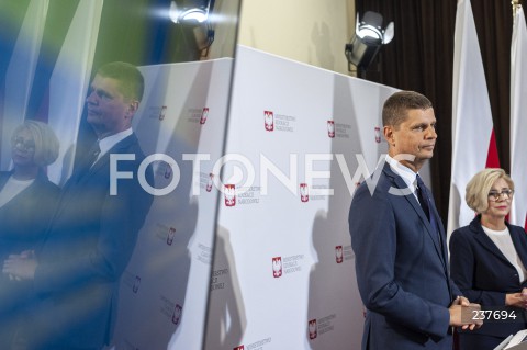  05.08.2020 WARSZAWA KEN<br />
KONFERENCJA W MINISTERSTWIE EDUKACJI NARODOWEJ NT. POWROTU UCZNIOW DO SZKOL OD 1 WRZESNIA<br />
N/Z DARIUSZ PIONTKOWSKI<br />
 