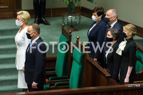  06.08.2020 WARSZAWA SEJM <br />
ZAPRZYSIEZENIE PREZYDENTA RP ANDRZEJA DUDY PRZED ZGROMADZENIEM NARODOWYM NA II KADENCJE <br />
Poland's President Andrzej Duda swearing-in ceremony in Warsaw<br />
N/Z PREZYDENT RP ANDRZEJ DUDA Z ZONA AGATA KORNHAUSER DUDA RODZINA CORKA KINGA DUDA MATKA JANINA MILEWSKA DUDA OJCIEC JAN TADEUSZ DUDA HALINA SZYMANSKA<br />
 