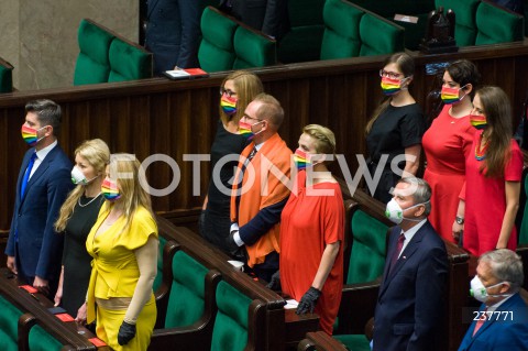  06.08.2020 WARSZAWA SEJM <br />
ZAPRZYSIEZENIE PREZYDENTA RP ANDRZEJA DUDY PRZED ZGROMADZENIEM NARODOWYM NA II KADENCJE <br />
Poland's President Andrzej Duda swearing-in ceremony in Warsaw<br />
N/Z KRZYSZTOF SMISZEK JOANNA SCHEURING WIELGUS POSLOWIE MASECZKI TECZOWE<br />
 