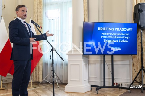  08.08.2020 WARSZAWA<br />
BRIEFING PRASOWY MINISTRA SPRAWIEDLIWOSCI<br />
N/Z ZBIGNIEW ZIOBRO<br />
 