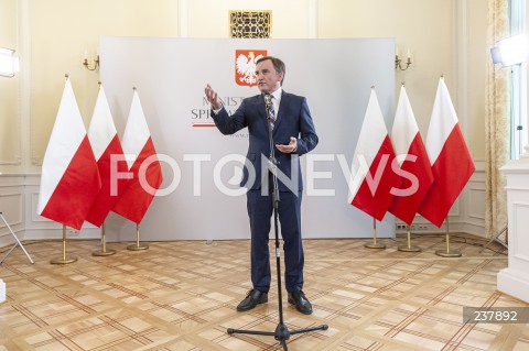  08.08.2020 WARSZAWA<br />
BRIEFING PRASOWY MINISTRA SPRAWIEDLIWOSCI<br />
N/Z ZBIGNIEW ZIOBRO<br />
 