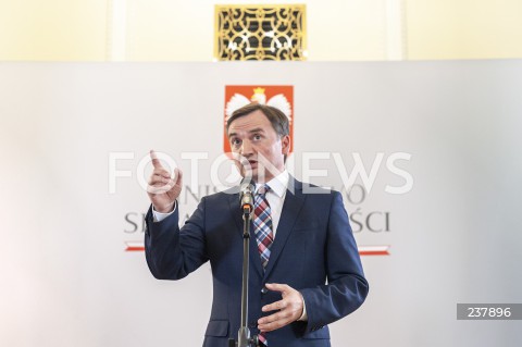 Briefing ministra sprawiedliwości Zbigniewa Ziobro w Warszawie